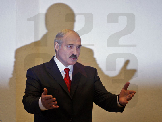 Александр Лукашенко уверен, что Беларусь избежит кризиса